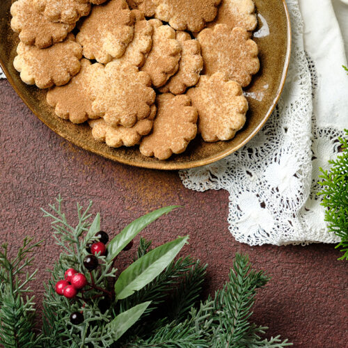 Ukrainian Honey Cookies (Medianyky)