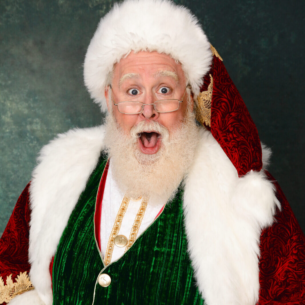 Book Santa Claus in Huntington Beach CA