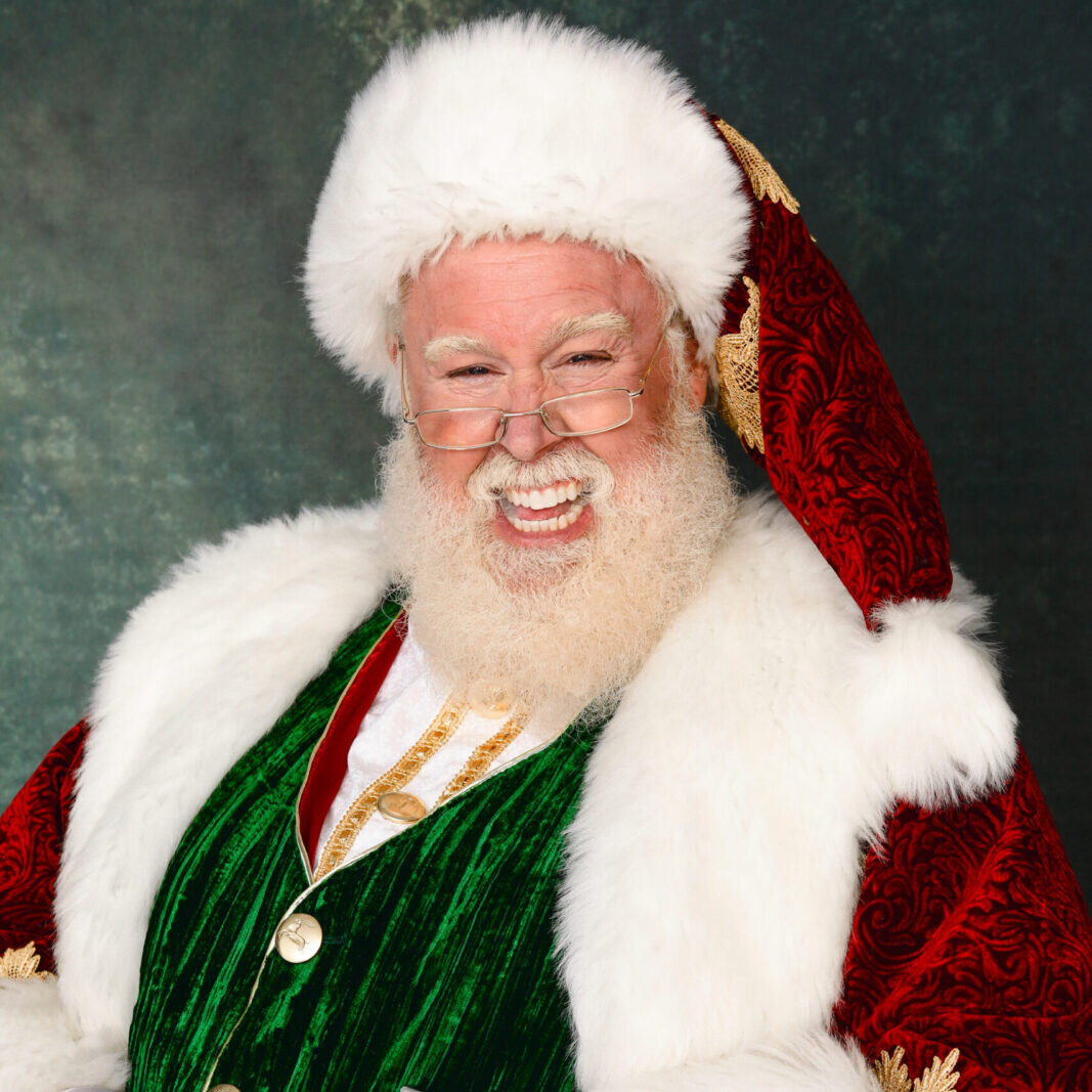 Book Santa Claus in Lake Forest CA